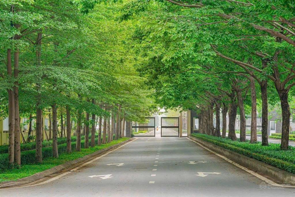 8x tỷ  bán bt tại sunshine city  214m2, view đẹp, đông ngạc, bắc từ liêm, hn