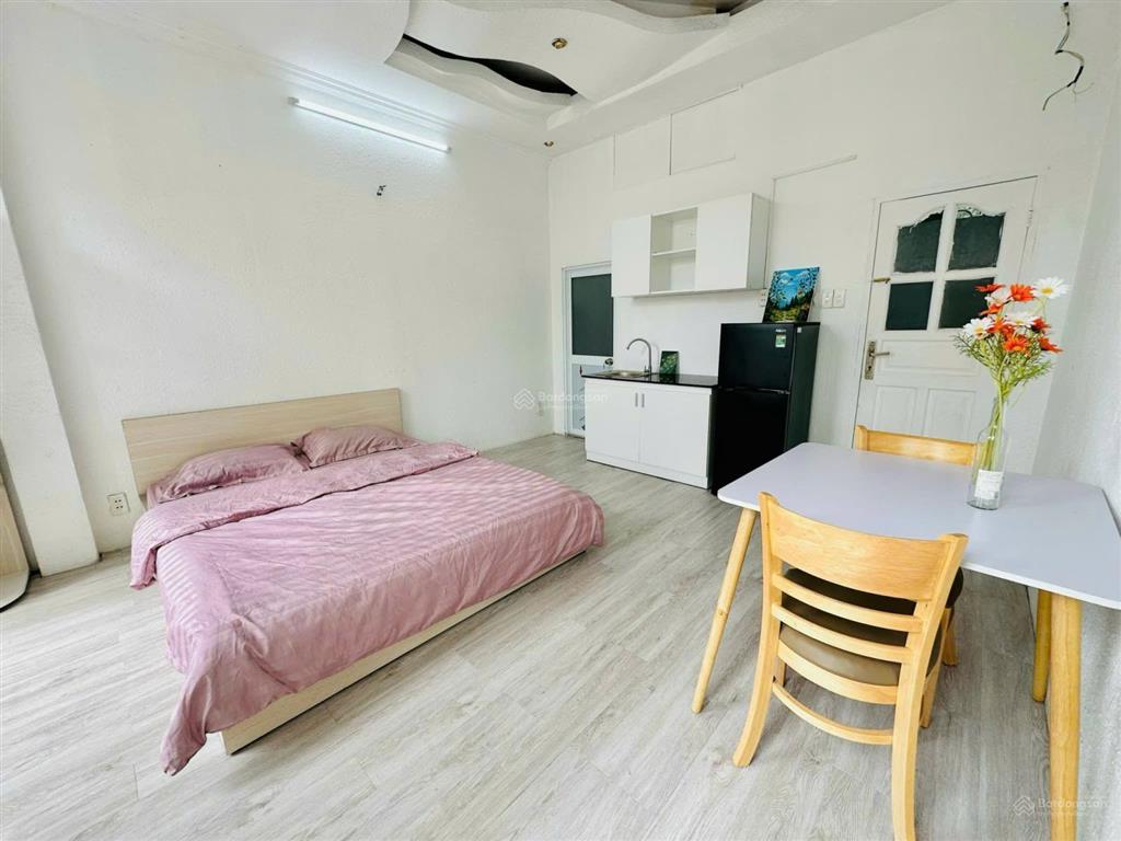 Phòng ban công 4,9 triệu cho thuê tại lê văn duyệt, bình thạnh, hồ chí minh  máy giặt riêng