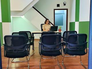 Văn phòng cho thuê tại lê thánh tôn quận 1  lối đi riêng  30 m2  gọi ngay 0907 666 ***