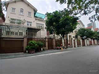 Bán biệt thự đơn lập tại mỗ lao, hà đông căn góc 157m2, mt 21m, 3 tầng, giá siêu tốt chỉ 30 tỷ
