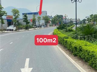 Lô đất có sẵn móng . thái nguyen
đường 36m
diện tích 100m
có sổ luôn xây dựng tự do