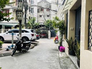  tôn thất thiệp  khu phân lô cán bộ  ô tô đỗ sát cửa , trước nhà thoáng sáng . khu an ninh tốt