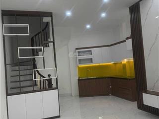 Đê trần khát chân, hai bà trưng. dt 37/42m² x 4 tầng, mt 4,85m, giá 6,5 tỷ. nhà mới, ngõ nông
