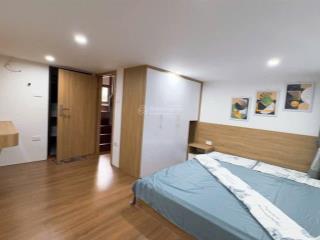 Kim mã, ba đình. dt 19m² x 4 tầng, mt 3,7m, giá 5,65 tỷ. 20m ra ô tô, 50m ra mặt phố.