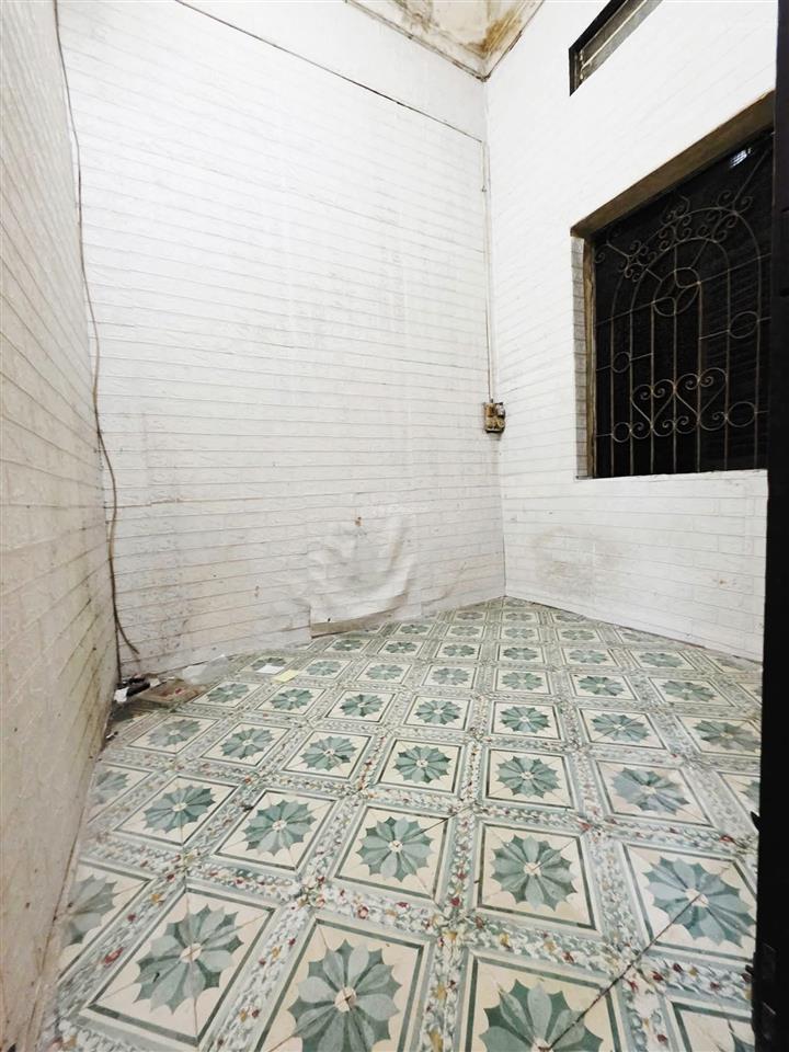 Lê duẩn, đống đa. dt 50m² x 2 tầng, mt 4,2m, giá 9,8 tỷ. đất vàng giá đầu tư