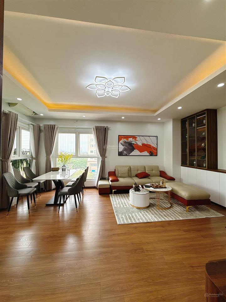 Bán căn hộ 107m2 tòa hh2e xuân mai  sổ hồng nhà đẹp  giá 5.x tỷ