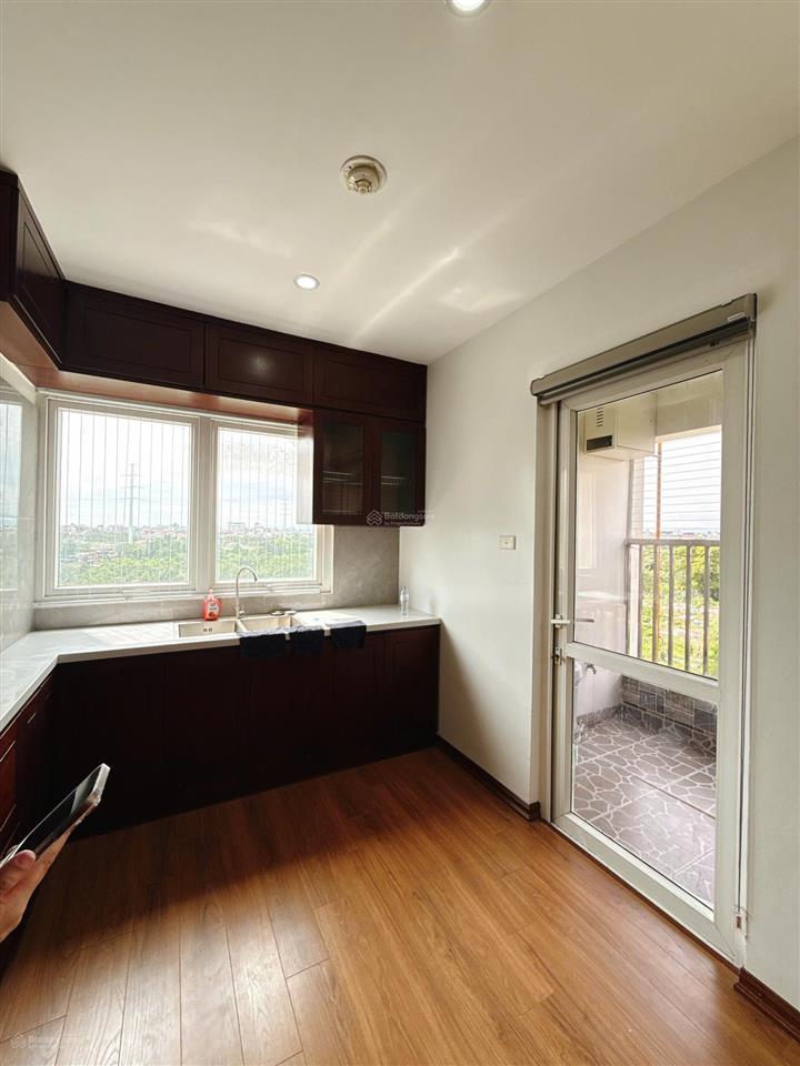 Bán căn hộ 107m2 tòa hh2e xuân mai  sổ hồng nhà đẹp  giá 5.x tỷ