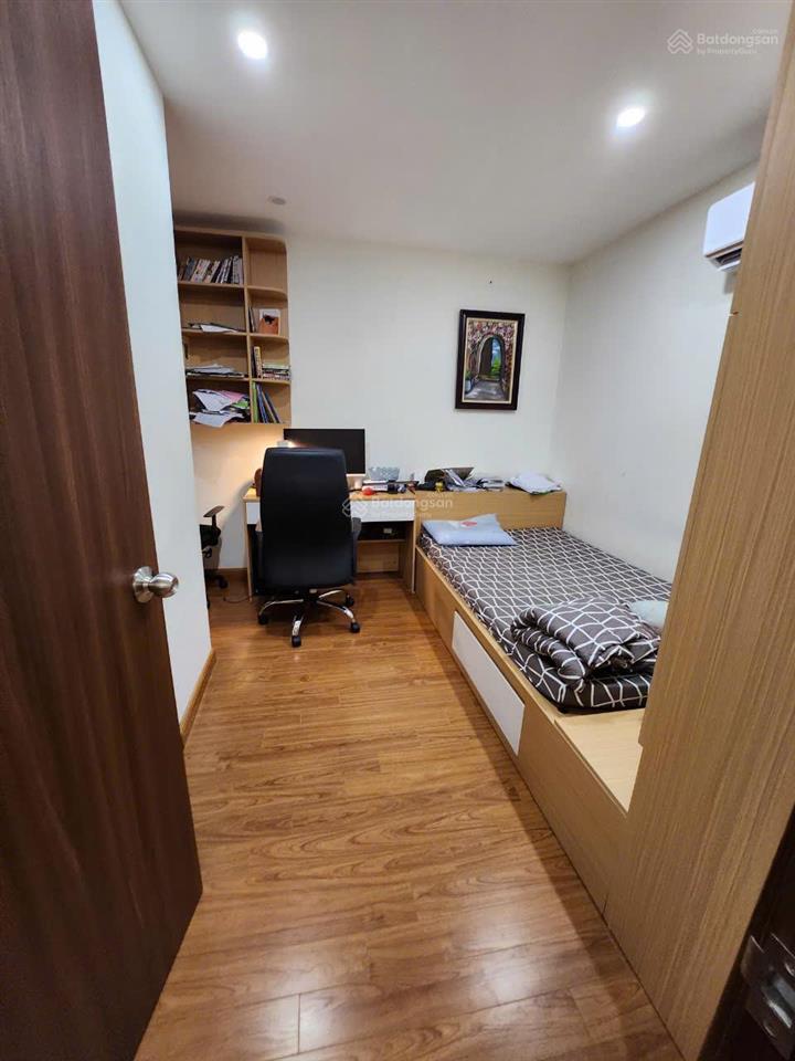 Bán căn hộ 62m2 tòa flc quang trung  sổ hồng nhà đẹp  giá 4.x tỷ