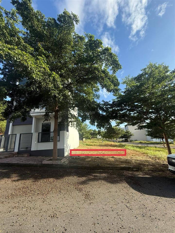 Em nguyệt nha trang cần bán 3 lô đất khu đô thị hoàng phú, pháp lý chuẩn, cao ráo, giá đầu tư