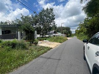 Cần ra gấp, ae thiện chí xem  mình