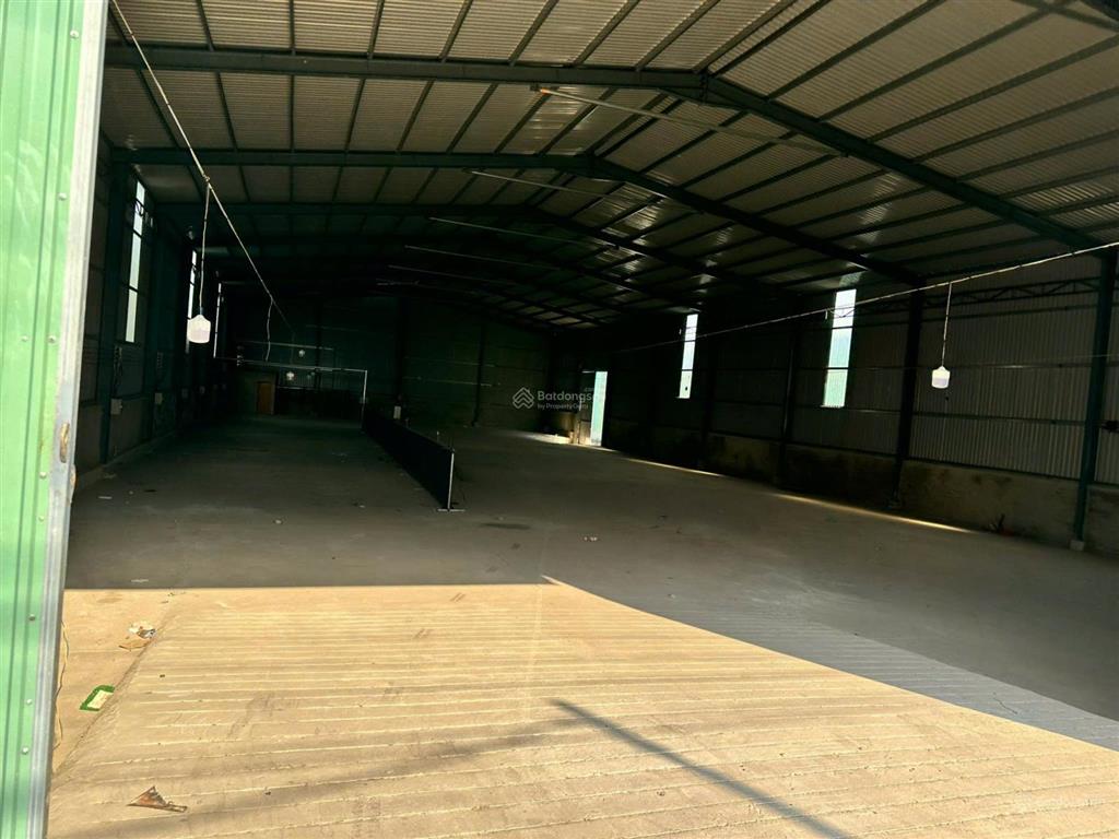 Gia đình em cần bán cắt lỗ xưởng bắc sơn 1100m2 shr hai mặt tiền, (cho thuê tháng 30tr)