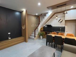 Bạch đằng  4 tầng 3 ngủ  full nội thất  30m ra phố  ngõ thông  5,9 tỷ