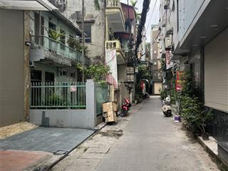 31.5 tỷ cho 150m2 đất tặng nhà 2 tầng phố phương liệt, thanh xuân, ô tô vào nhà, mt khủng