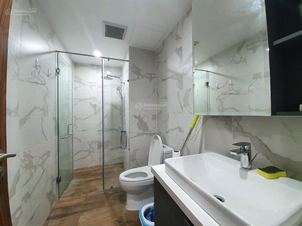 Bán căn hộ 7,1 tỷ, 99m² đầy đủ tiện nghi the botanica novaland phòng khách lớn tầng cao view đẹp