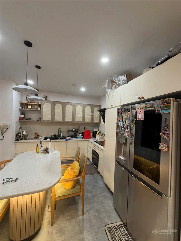 Bán căn hộ cao cấp tầng trung 75m2 golden mansion novaland 6.05 tỷ gần sân bay công viên