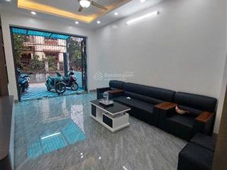 Ngõ thông thẳng tắp gần ô tô dừng đỗ nhà đẹp tư đình long biên 4,5 tầng x 37m2 giá hơn 6 tỷ có tl