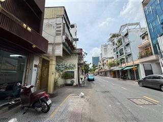 Bán nhà mặt tiền  ngay trần hưng đạo quận 1  51 m2  21.9 tỷ