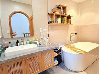 Bán nhà đường ba tháng hai quận 10 58m25 tầng  nhà mới  chủ thiện chí 15.9 tỷ