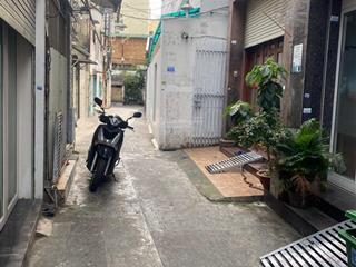 Cách mạng tháng 8  quận 3  74m2  6 tầng  dòng tiền 40 tr/t  thang máy ,