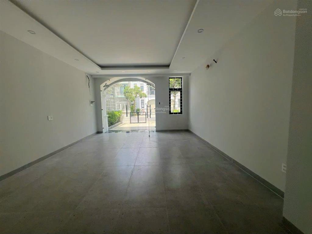 Cho thuê căn shophouse 3 lầu ngay trung tâm hành chính công tỉnh tây ninh (new)