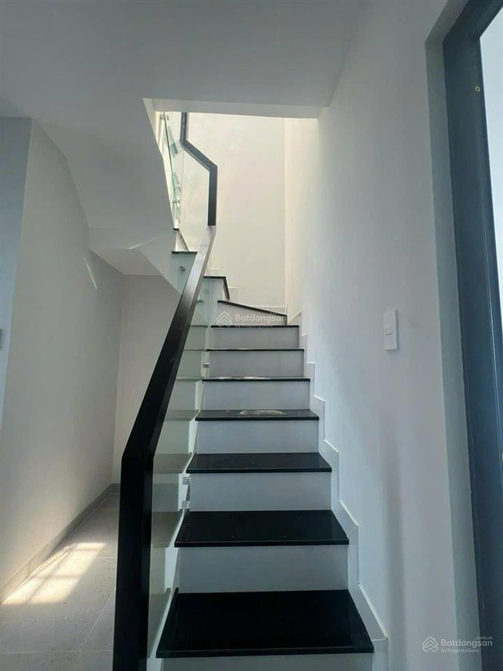 Cho thuê căn shophouse 3 lầu ngay trung tâm hành chính công tỉnh tây ninh (new)