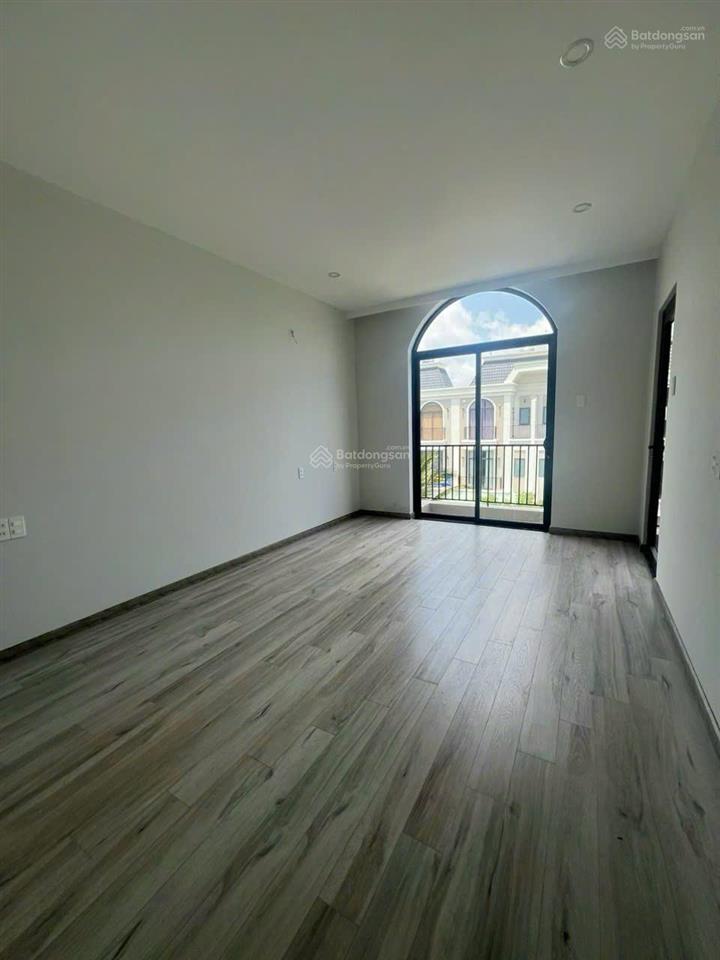 Cho thuê căn shophouse 3 lầu ngay trung tâm hành chính công tỉnh tây ninh (new)