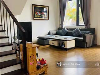 Bán villa mặt tiền phường 7 đà lạt 8,9tỷ