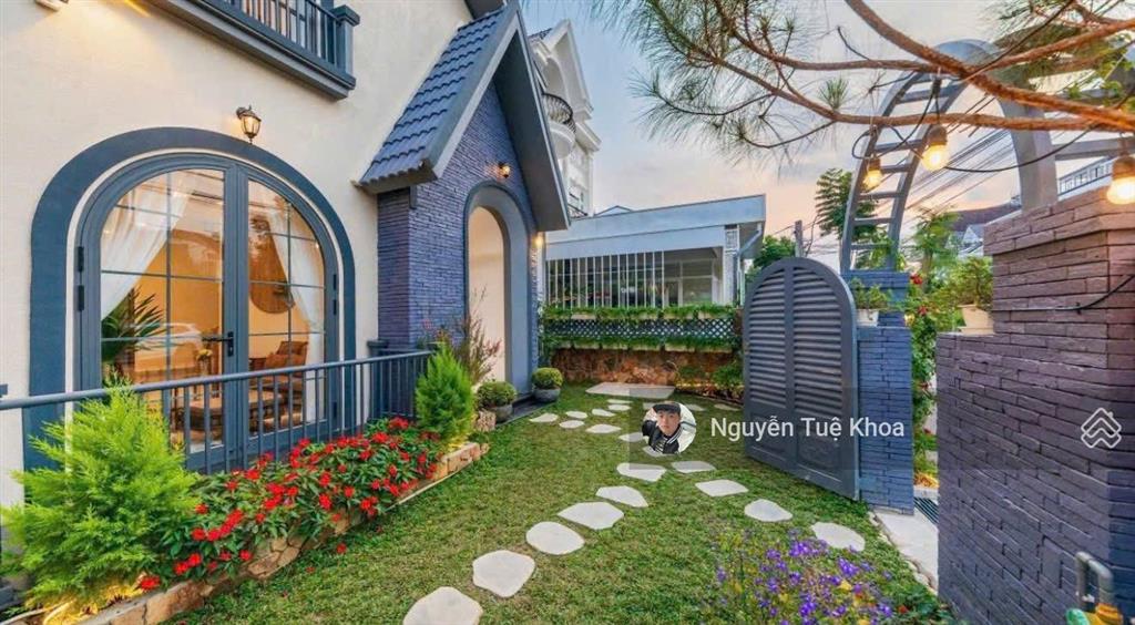 Bán villa đường an sơn đà lạt 40 tỷ 11 phòng kinh doanh view đẹp