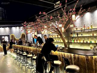 Sang quán rooftop bar cộng hòa p4,tân bình, 8x30m, đủ thiết bị, 399tr