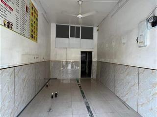 Cho thuê mặt bằng mặt tiền phan văn trị p7, 3x10m, có gác ở lại , 12tr