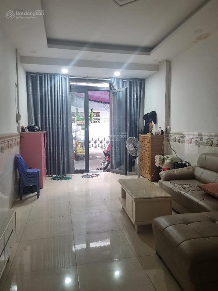 Nhà nguyễn văng công 2 tầng 3 pn, dt 45m2 giá 4 tỷ 8 gần sân bay tsn