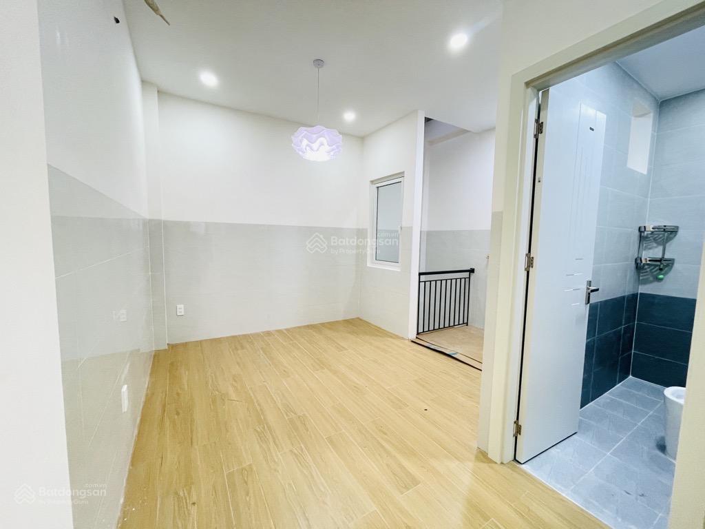 Chdv qiang trung dt 65m2, dòng tiền 21 tr/tháng full nội thất, giá 6 tỷ 650