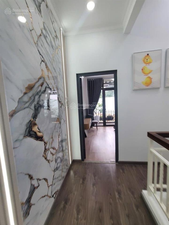 Nguyễn oanh nguyễn kiệm tiện về trung tâm dt 54m2 nhà mới dọn vào ở ngay,tặng nội thất,giá 6 tỷ9