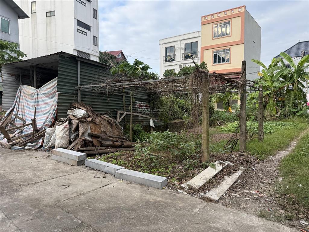 Bán đất đê mới, 50 triệu/m2, 150m2, mặt tiền 8.5m, 2 mặt tiền trước sau chương mỹ, hà nội, hàng hot