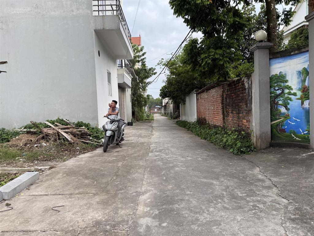 Bán đất đê mới, 50 triệu/m2, 150m2, mặt tiền 8.5m, 2 mặt tiền trước sau chương mỹ, hà nội, hàng hot