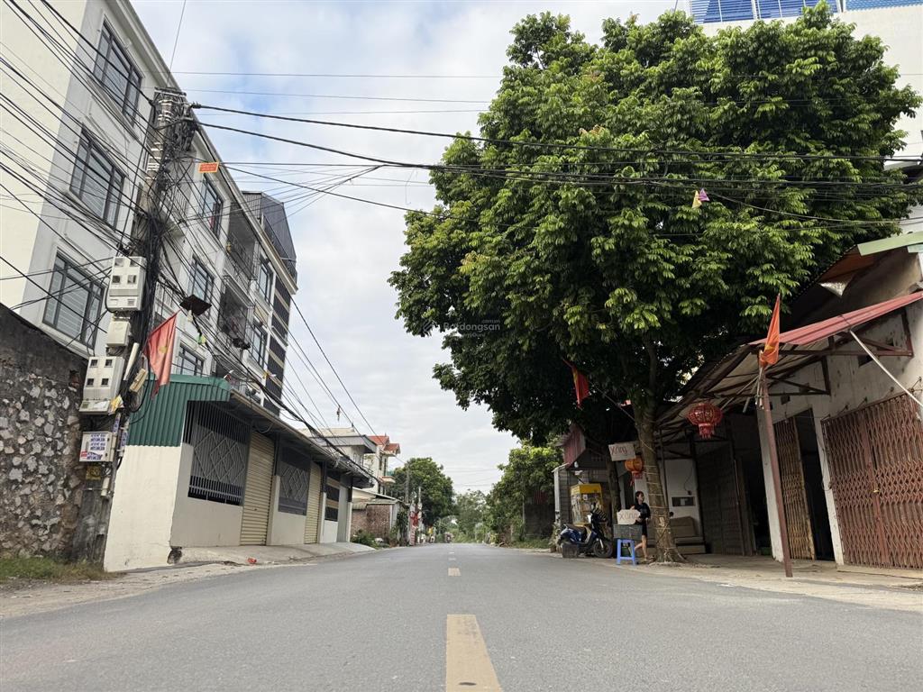 Bán đất đê mới, 50 triệu/m2, 150m2, mặt tiền 8.5m, 2 mặt tiền trước sau chương mỹ, hà nội, hàng hot