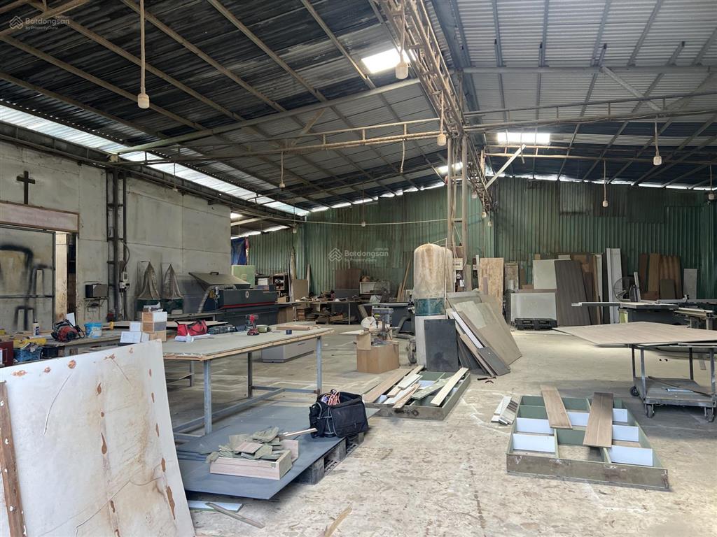 Cho thuê kho xưởng tại p long trường, hcm, diện tích 900m2/35tr/th. phù hợp làm kho hoặc sản xuất