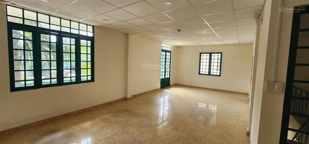 Cho thuê kho xưởng đẹp, pccc tự động, an ninh 24/24h. phù hợp sx hoặc làm kho chứa hàng 3000m/220tr