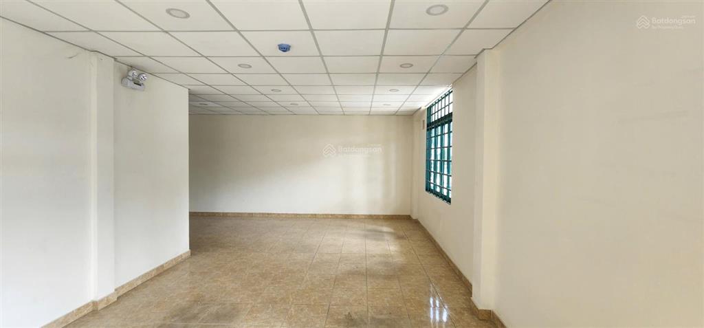 Cho thuê kho xưởng đẹp, pccc tự động, an ninh 24/24h. phù hợp sx hoặc làm kho chứa hàng 3000m/220tr