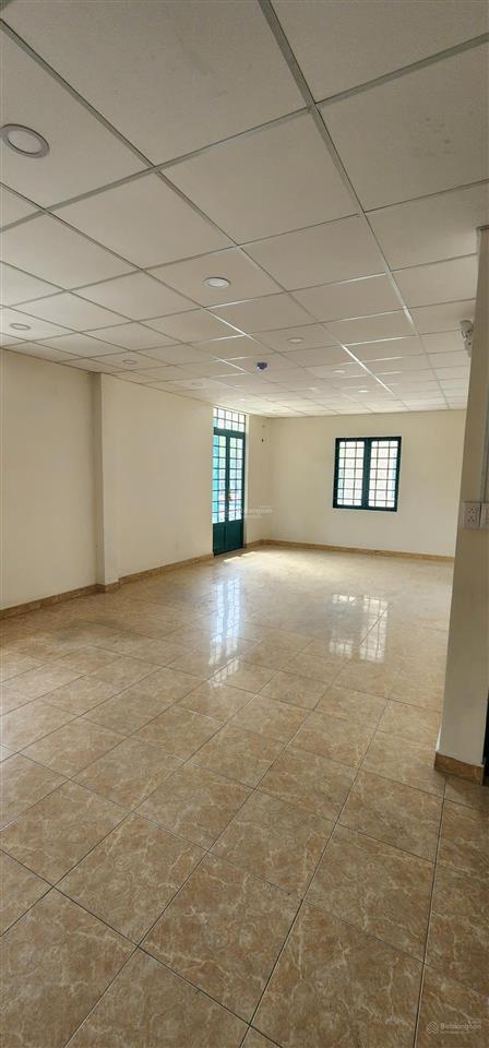 Cho thuê kho xưởng đẹp, pccc tự động, an ninh 24/24h. phù hợp sx hoặc làm kho chứa hàng 3000m/220tr