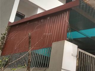 Cần bán nhà 3 tầng tại xã võng la huyện đông anh hà nội, diện tích 96m2, đường thông ô tô đỗ cửa