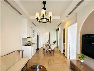 Cho thuê căn hộ 2 pn toà p05 nhà đẹp đồ mới có thể vào luôn giá 13 triệu / thg  0989 621 ***