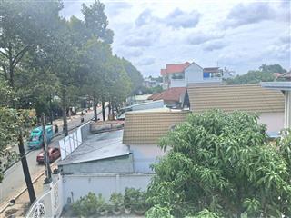 Bán căn nhà 1 trệt , 2 lầu , mặt tiền kinh doanh mọi ngành nghề
đường nguyễn văn trỗi