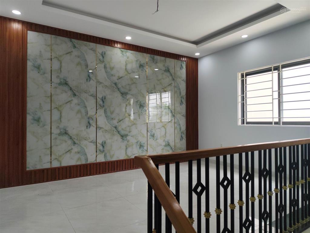 Nhà phúc an city 5 x 15m giá 2.950 (100%) 1 trệt 2 lầu hướng tây view công viên nội thất hoàn thiện