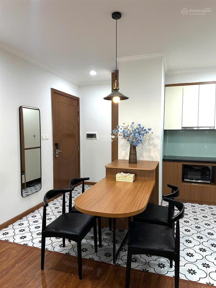 Cho thuê gấp căn 2 phòng ngủ full đồ nhà cực đẹp  nhà mới sạch sẽ rộng rãi, cực thoáng giá cực tốt