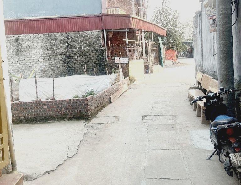 Hiếm  bán gấp đất trung tâm vạn 3, nhỉnh 62 tr/m2. mặt tiền rộng, ngõ ô tô, full tiện ích.