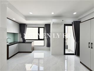 Cho thuê căn hộ ban công full nội thất ngay công viên làng hoa