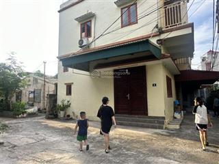 Bán nhà 2 tầng ngay chợ kiêu kỵ giáp vinhomocepak 1 gia lâm. đường ôtô tránh, lô góc, giá 5,1 tỷ