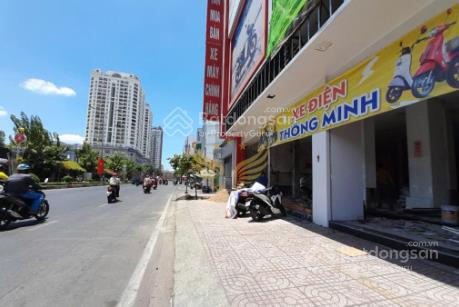Cần thuê gấp mặt tiền 300m2 sàn tầng trệt ngay ngã 34 hoặc ngã 2 gần trường học