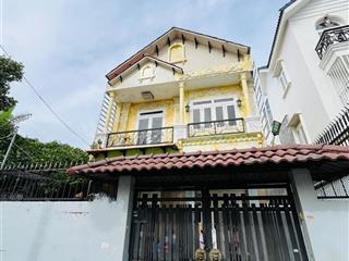 Bán nhà 2 tầng, 8x14m, đường an dương vương, an lạc, xe hơi trong nhà, dân trí cao